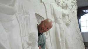 Murió Rafael Roca, el escultor que dejó su huella en cada calle de la ciudad