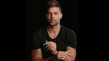 “Lo más que deseo en esta vida es que todos podamos sentirnos libres", escribió Ricky Martin. 