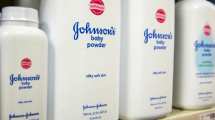 Imagen de Johnson & Johnson tendrá que pagar U$D 2.100 millones por vender talco cancerígeno