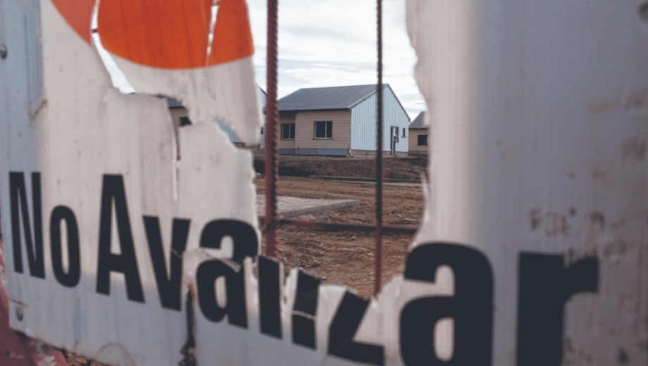 La investigación se extiende sobre la ejecución de una veintena de barrios iniciados con el plan Techo Digno. Foto Archivo.  
