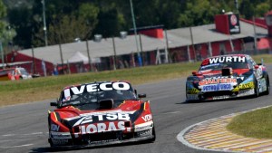 TC: Werner hizo la pole y Urcera largará adelante en su serie en San Nicolás