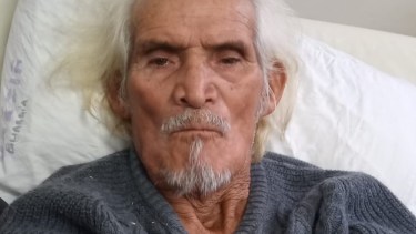 Se encuentra en una sala del hospital de Roca y sería de apellido Rinaldi. (foto: gentileza)