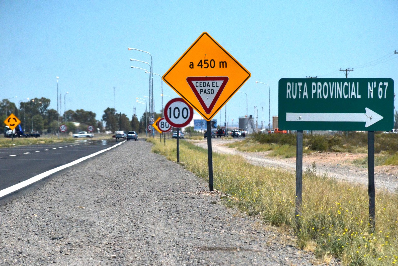 La ruta 67, en sector autovía norte. Se solicita la ampliación hacia esta zona norte de los límites actuales (foto Archivo Rio Negro)