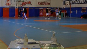 Clubes abiertos en Roca: una flexibilización que hizo ruido