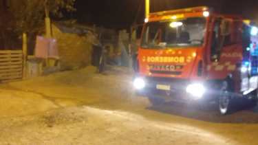 En estos momentos se realiza el peritaje para conocer el origen del fuego. Foto: Gentileza