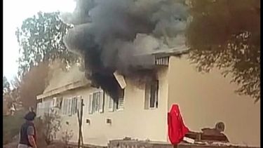 Esta foto fue tomada poco después de la explosión en la escuela albergue de Aguda San Roque. (Gentileza).-
