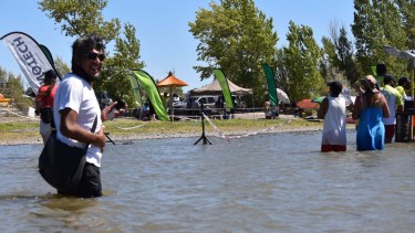 Recuerdo de la llegada en la etapa de Conesa. Cobertura junto a Jorge Tanos - Foto: Diario Rio Negro. 
