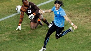 Se retira el Loco Abreu, un jugador récord y emblema del fútbol sudamericano