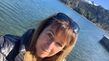 Andrea Meerapfel vive en Berlín. Había viajado a ver a su madre en Bariloche y contrajo el virus.