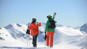 Vacaciones de invierno: ¿Cuánto sale ir a esquiar una semana en los cuatro cerros de Neuquén?