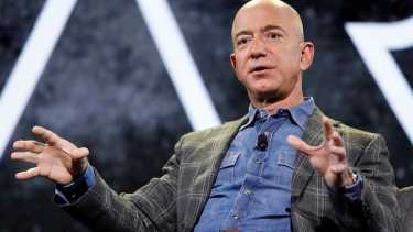 Bezos se unirá al primer viaje de turismo espacial. Foto: AP 