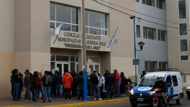 Por las multas, comerciantes reclamaron en el Juzgado de Faltas de Roca