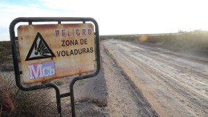 Empresa minera anunció «voladuras» en su yacimiento de la barda norte, en Roca