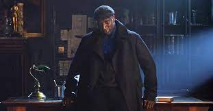 Omar Sy saltó a la fama por su genial actuación en la cinta "Amigos intocables" (2011) y luego participó en "Jurassic World: Mundo Jurásico" (2015).