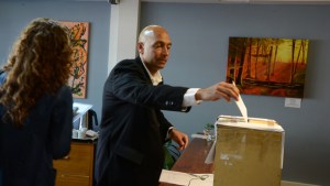 Por 1 voto, la oposición ganó la elección para consejeros del Colegio de Abogados de Bariloche