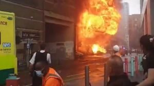 Fuerte explosión e incendio en el metro de Londres