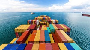 Por exportaciones récord, el superávit comercial vuelve a crecer tras cinco meses de caída