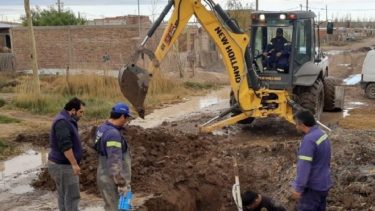 La empresa sigue con las tareas para mejorar el servicio en Chacra Monte.
