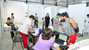 Regina: convocan a personas mayores para la segunda dosis con vacuna Sinopharm