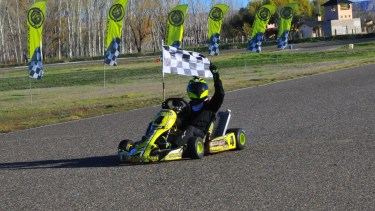 Moreno Coppa hizo la pole, ganó la serie y también la final.