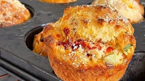 Muffins de tomate y queso, una receta fácil