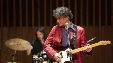 La información fue confirmada por su prensa y generó hondo pesar entre sus cercanos y amigos.-