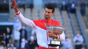 Nole se acerca a Roger y Nadal en títulos de Grand Slam y sigue primero en el ranking