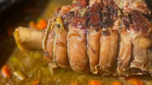 Imperdible este osobuco braseado con arroz cremoso