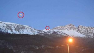 Advierten la presencia de luces extrañas en el cerro Piltriquitrón e investigan si son Ovnis