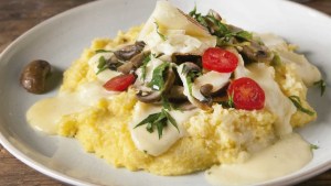 Polenta con salsa de hongos