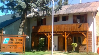 Los allanamientos en San Martín de los Andes fueron en colaboración con la Policía de Chubut. Foto: Gentileza San Martín Informa