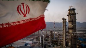 Irán prepara un ambicioso plan de producción petrolera