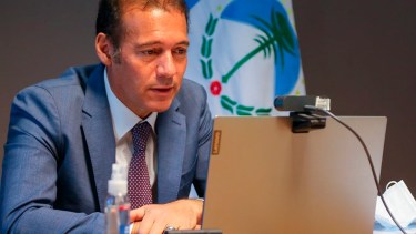 Gutiérrez respondió a Nación por la ley petrolera y dijo que en Vaca Muerta el costo impositivo es «bajo»