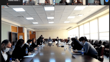 La comisión de Asuntos Constitucionales funcionó de forma mixta.