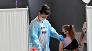 Empiezan a anotar para vacunar a adolescentes en Río Negro