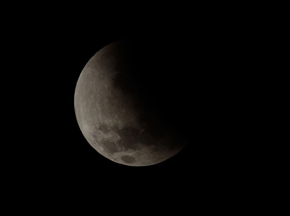 La Luna ha sido protagonista de diversos espectáculos espaciales en los últimos meses. Foto: Alejandro Carnevale.-