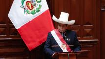 Imagen de Castillo asumió como presidente de Perú y buscará formar una asamblea constituyente