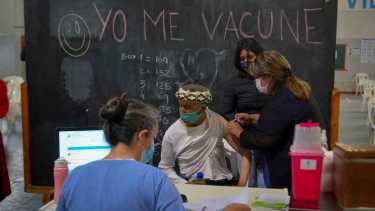 En Bariloche  este miércoles se amplian los puntos de vacunación. Archivo