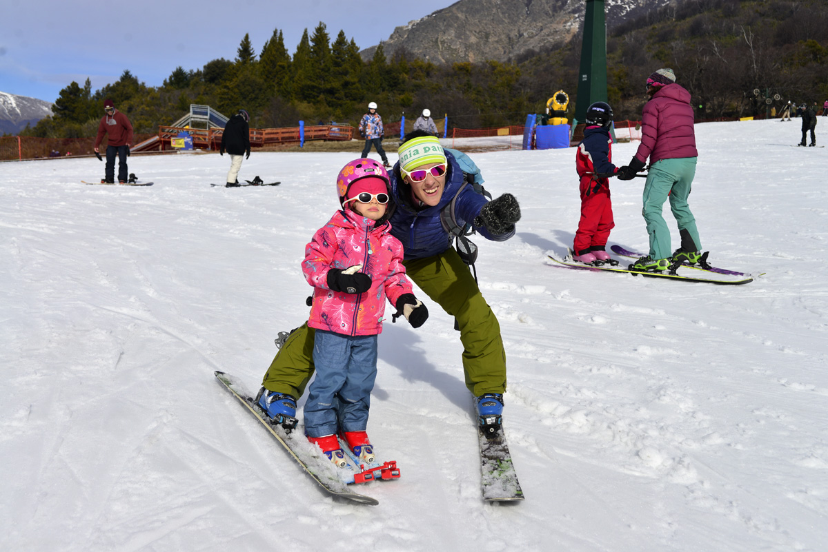 Ya está a la venta el pase residente 2022 para esquiar en el cerro Catedral el próximo invierno. Archivo 