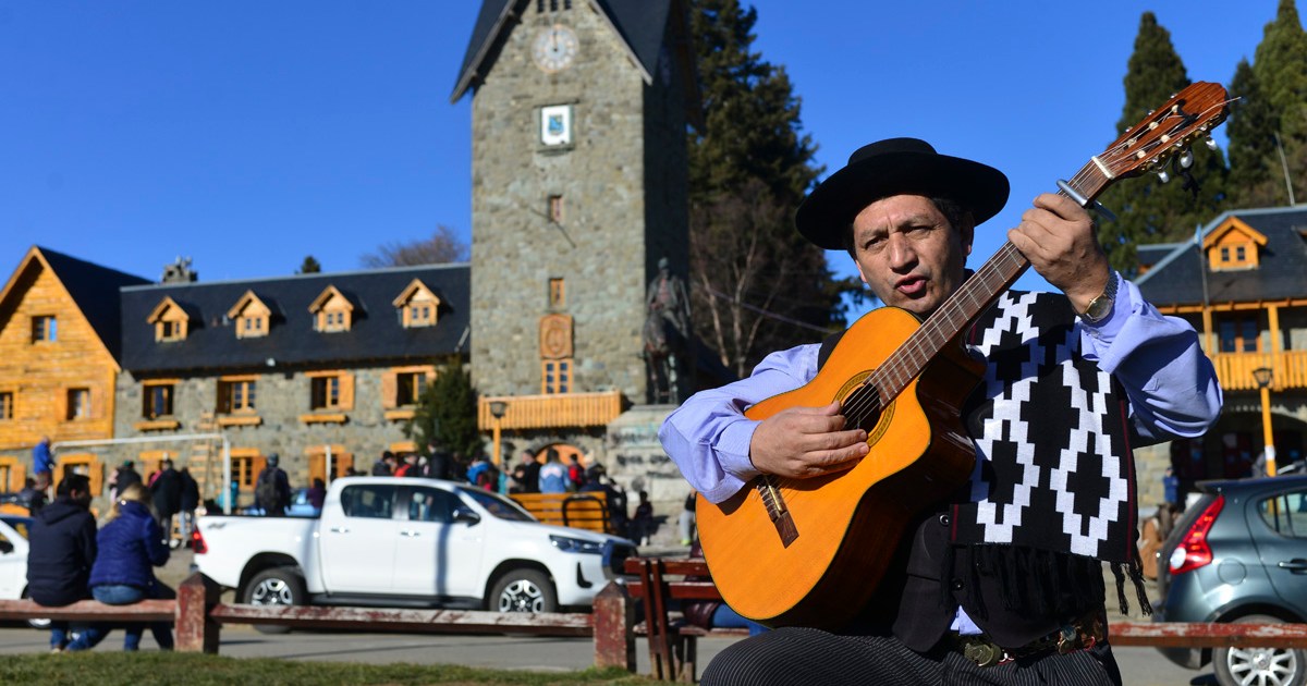 Día Del Payador El Arte De Improvisar Sobre El Campo La Situación Del