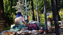 Imagen de Neuquén abrió un 0800 para personas que viven en la calle y así funciona un año después