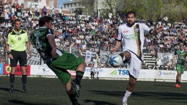 Taborda es uno de los flamantes refuerzos del Albinegro. (Foto: Juan Thomes)