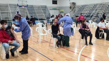 Seguirá el operativo de vacunación en Cutral Co (Foto: Andrea Vazquez)