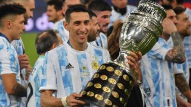 Di María se tatuó la Copa América. 