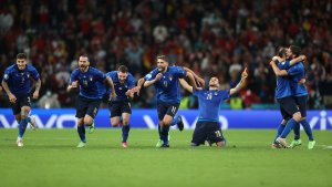 Italia fue más en los penales, eliminó a España y es finalista de la Euro