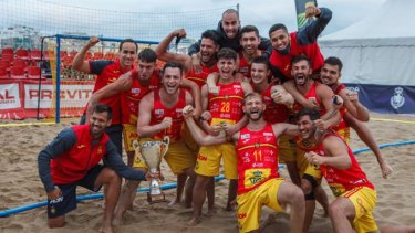 Las jugadoras noruegas de beach handbol se negaron a usar bikinis porque se sentían sexualizadas