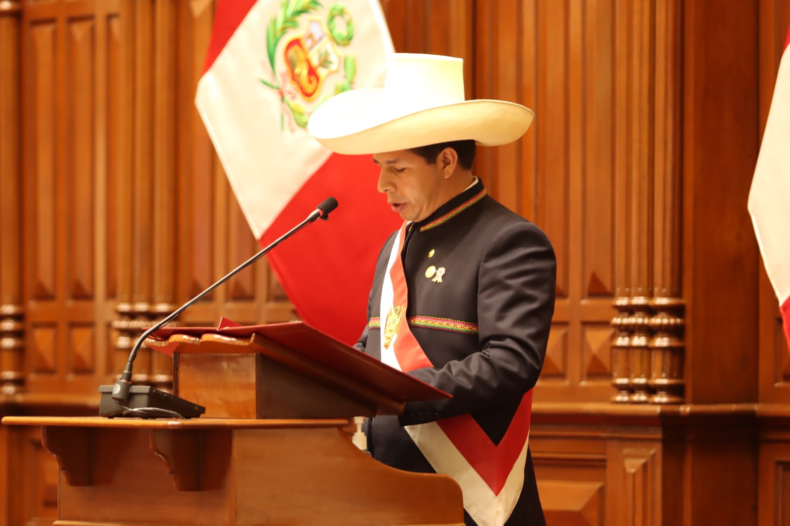 Castillo hizo hincapié en la seguridad en su discurso de asunción como presidente.
