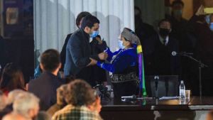 Por primera vez, la Convención Constituyente de Chile será presidida por una mujer mapuche