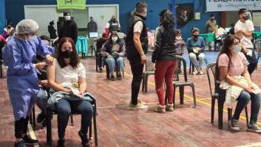 En el Club Plaza Huincul atenderán hasta las 14.