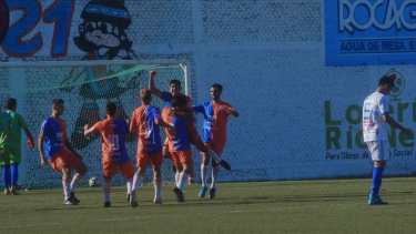 El Naranja ganó en Huergo y volvió a la cima de su grupo. (Foto: Archivo)